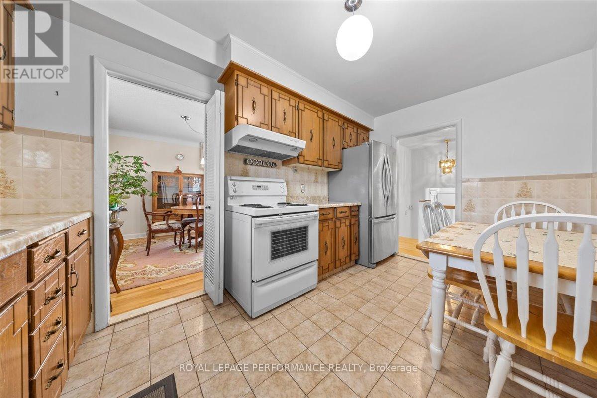 1075 SECORD AVENUE - 11