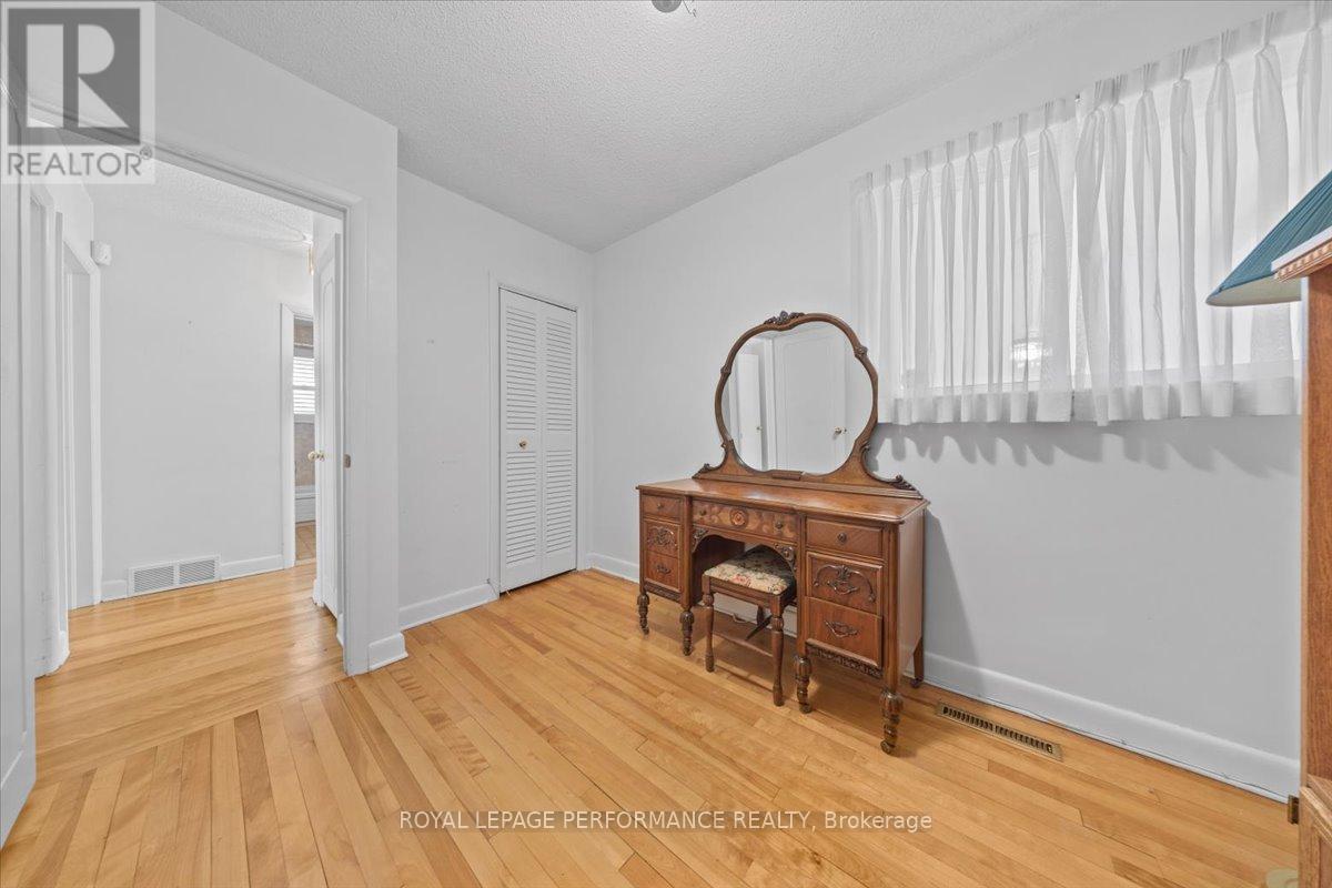 1075 SECORD AVENUE - 19