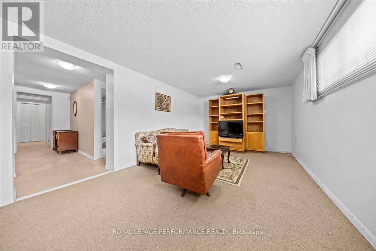 1075 SECORD AVENUE - 21