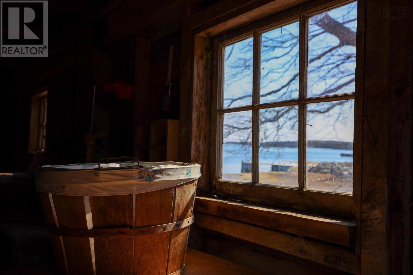 Property 43 of 48 of 406 Kingsburg Road