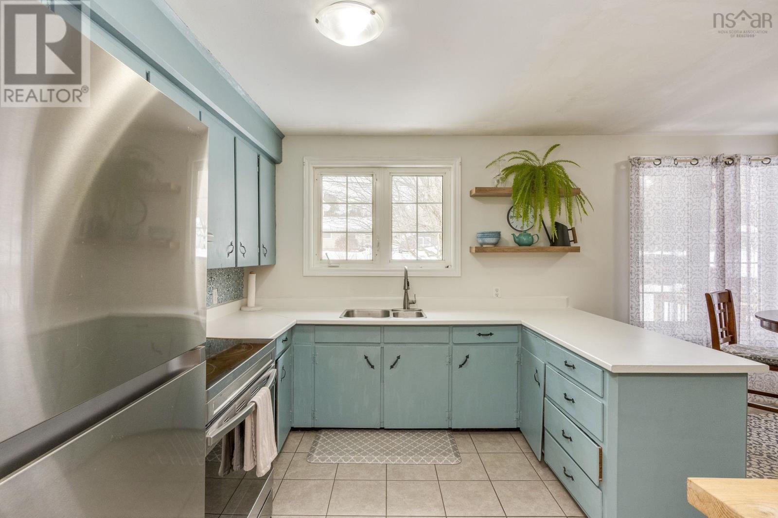 405 STEAD STREET - 6