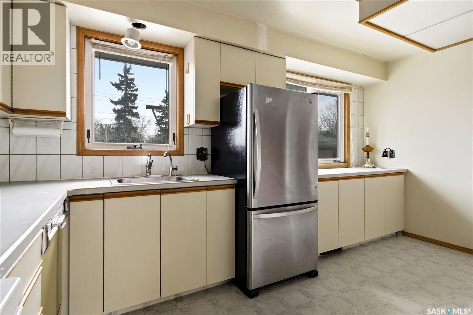 101 MCNAB CRESCENT - 9