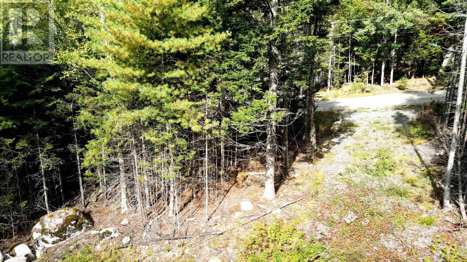 Property 14 of 15 of Lot 109 Blue Jay Way