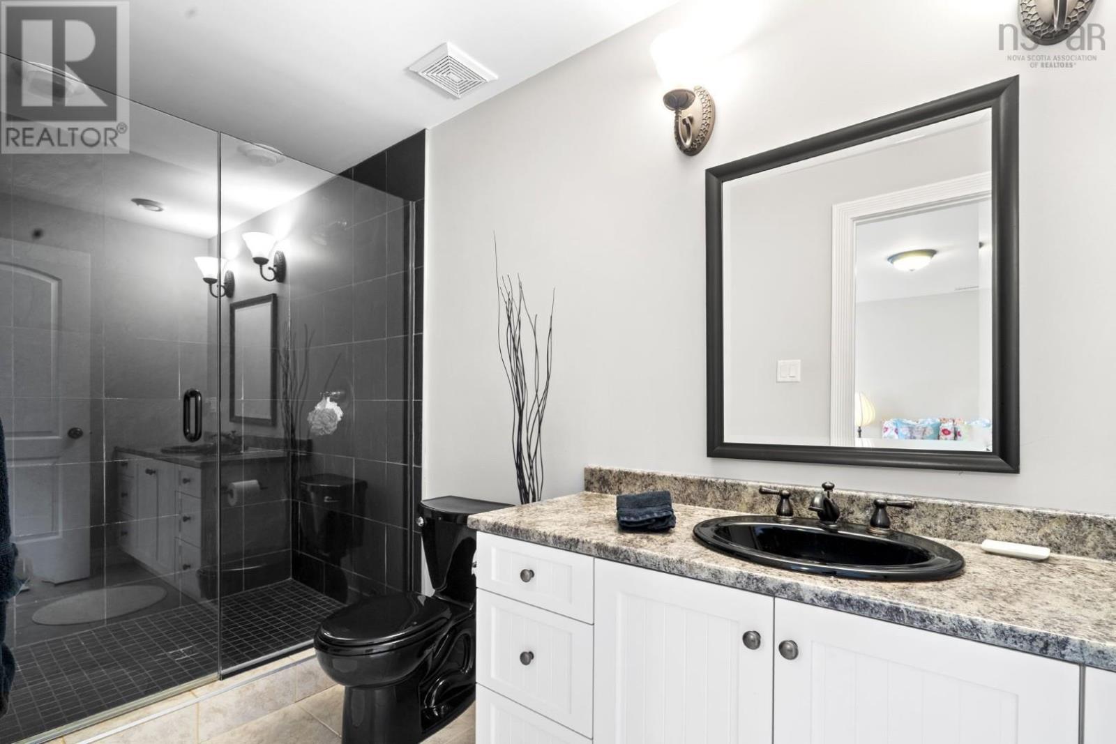 Property 38 of 51 of 206 Ravines Drive