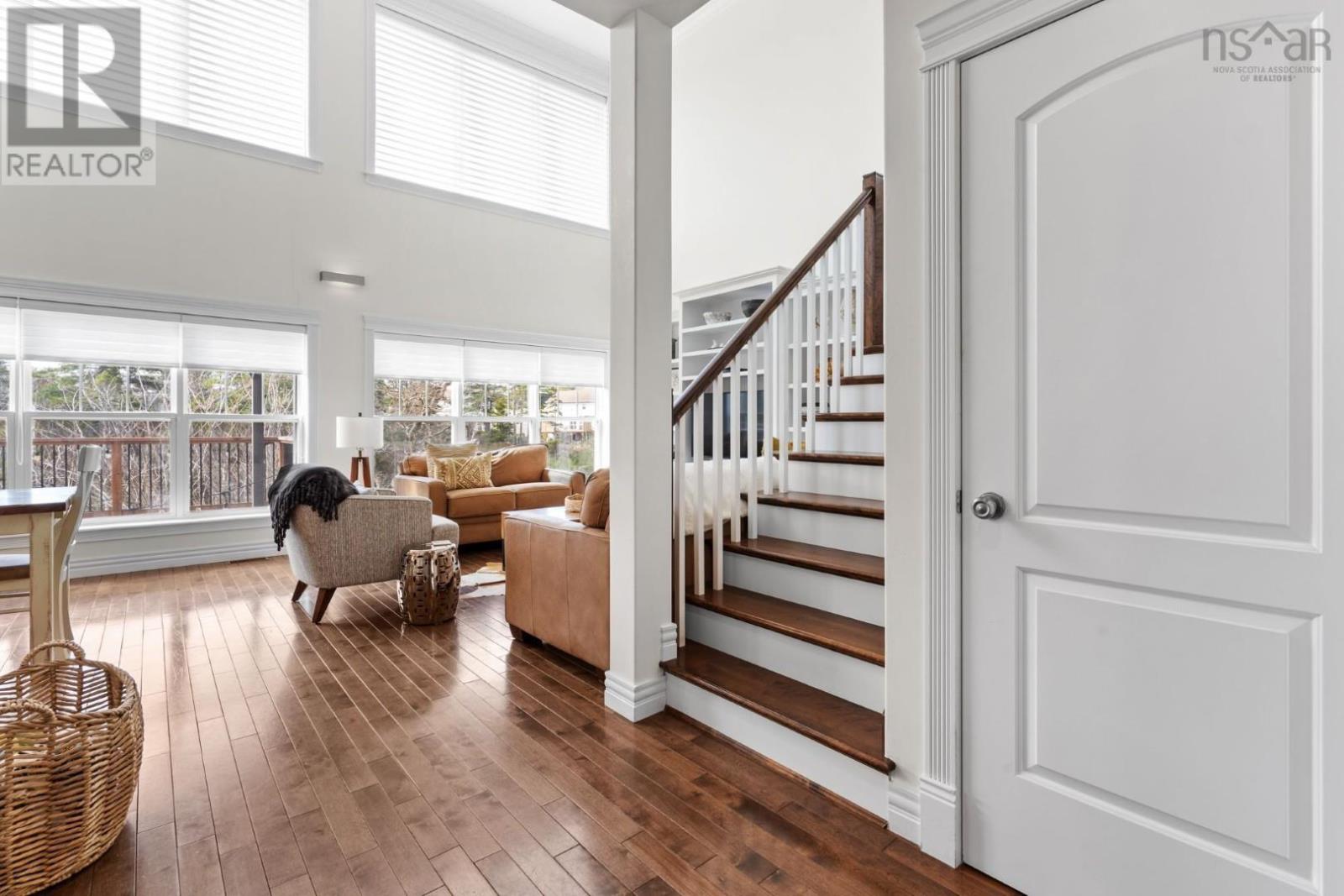 Property 5 of 51 of 206 Ravines Drive