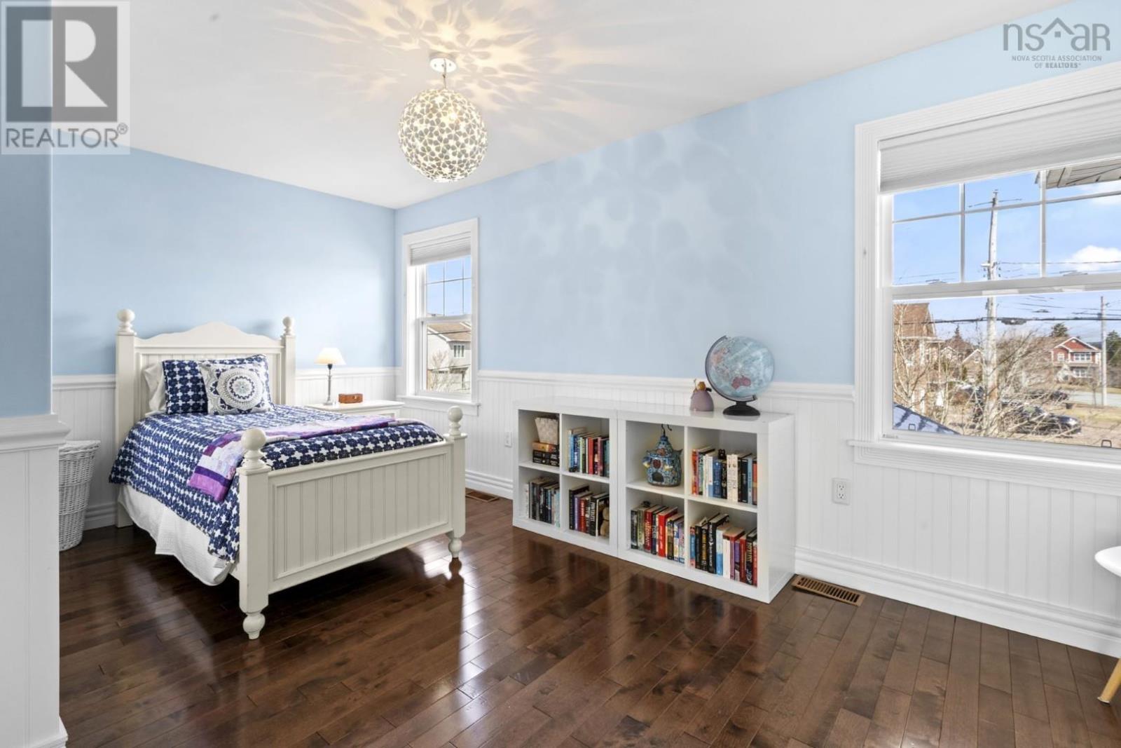 Property 31 of 51 of 206 Ravines Drive