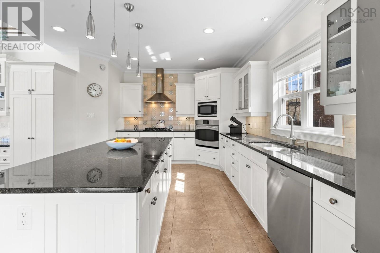 Property 16 of 51 of 206 Ravines Drive