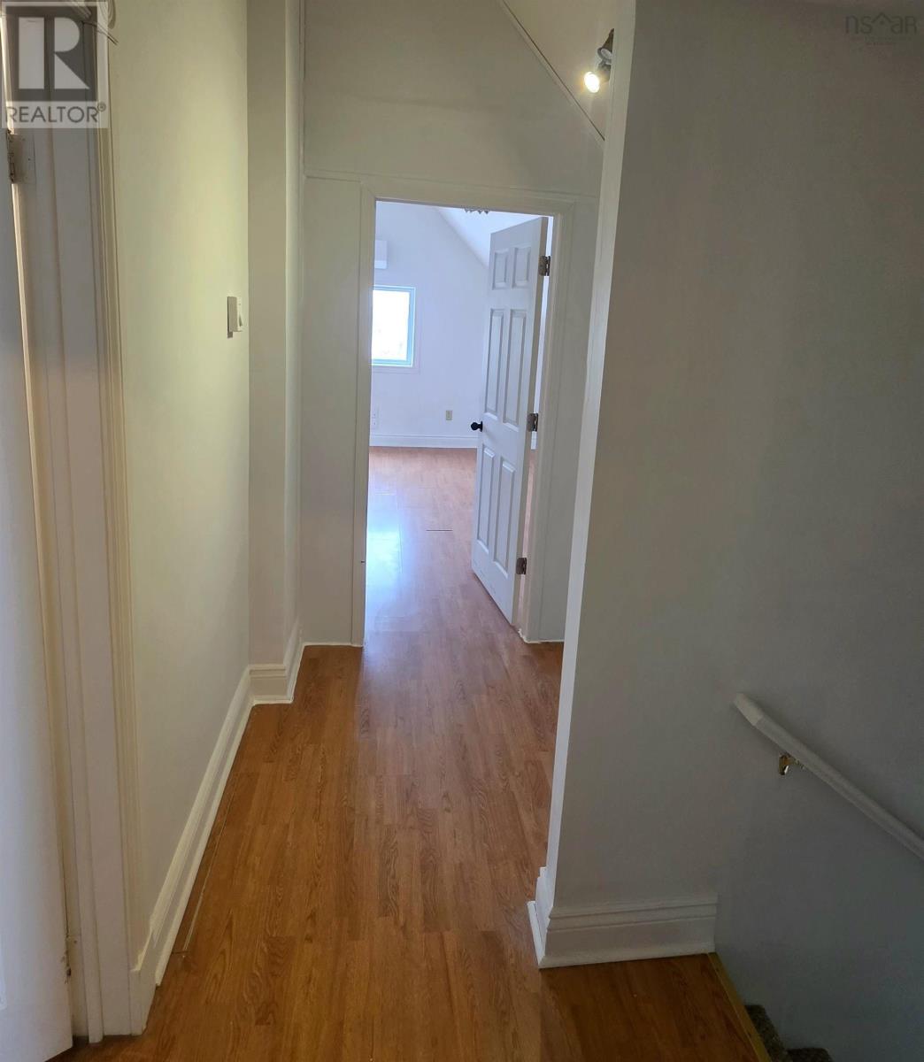 Property 34 of 43 of 797 Victoria Road