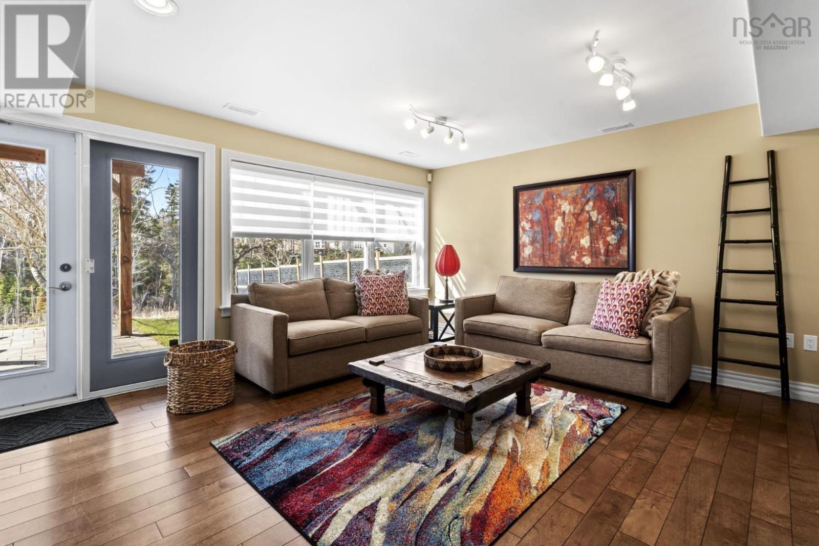 Property 33 of 51 of 206 Ravines Drive