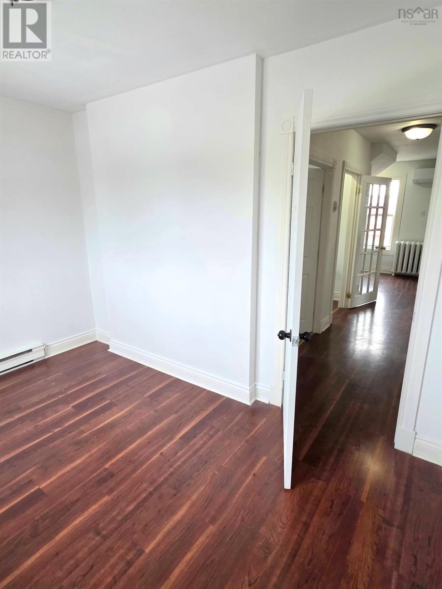 Property 26 of 43 of 797 Victoria Road