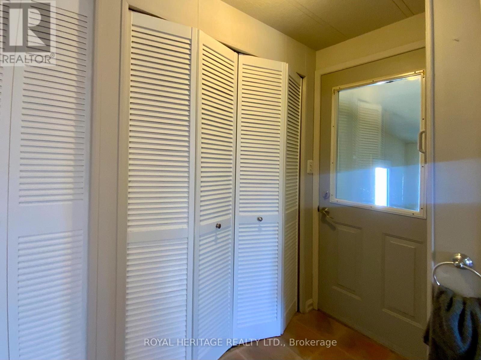 39 CIRCLE DRIVE - 18