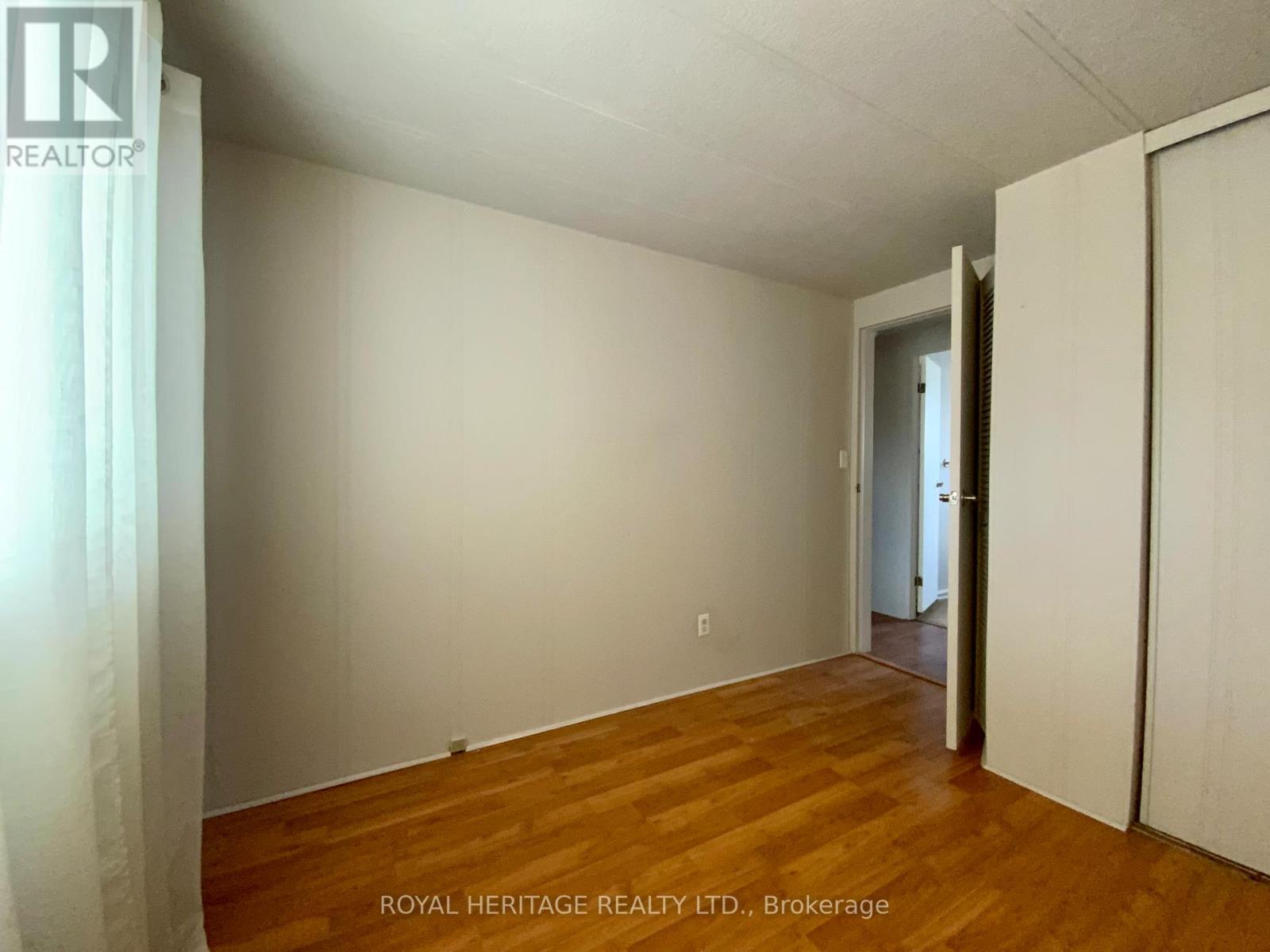 39 CIRCLE DRIVE - 22