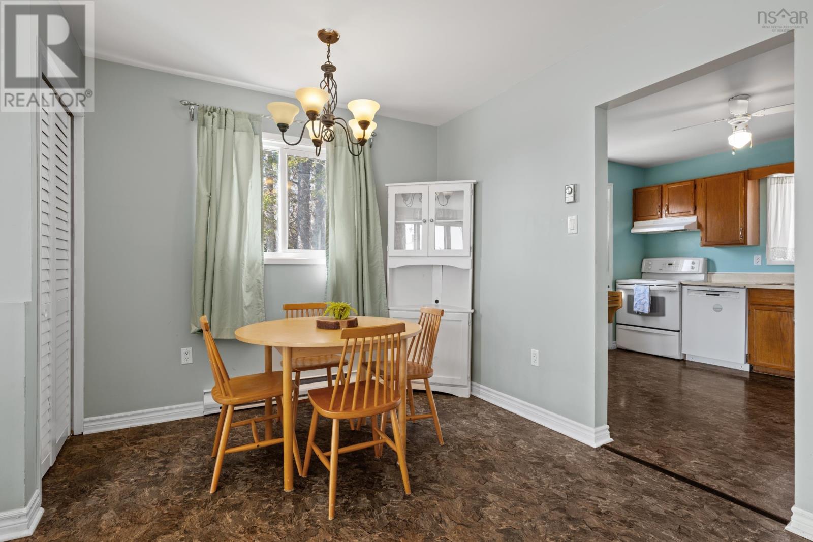 Property 11 of 36 of 27 Longstaff Court