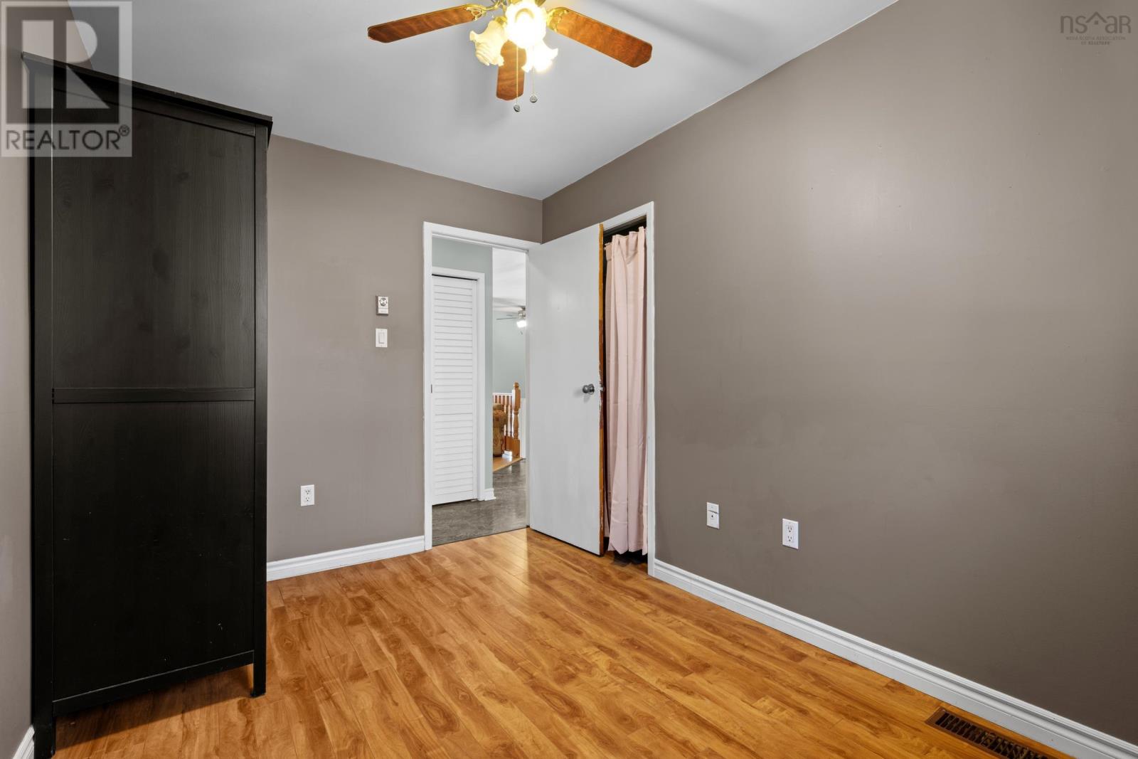 Property 20 of 36 of 27 Longstaff Court