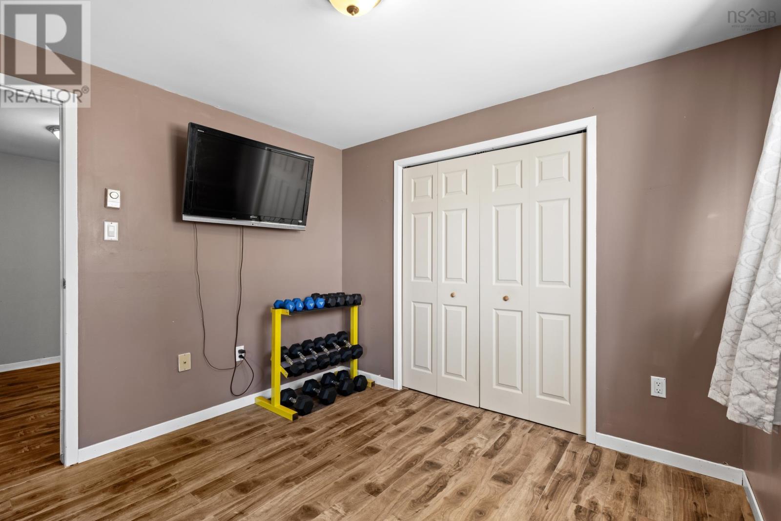 Property 30 of 36 of 27 Longstaff Court