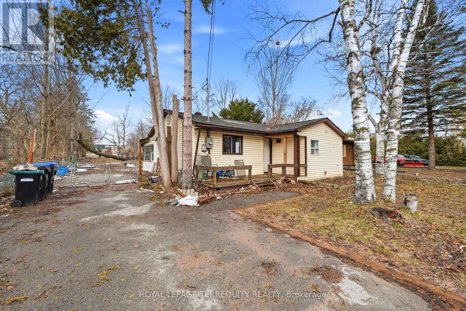 2038 ST JOHNS ROAD - 1