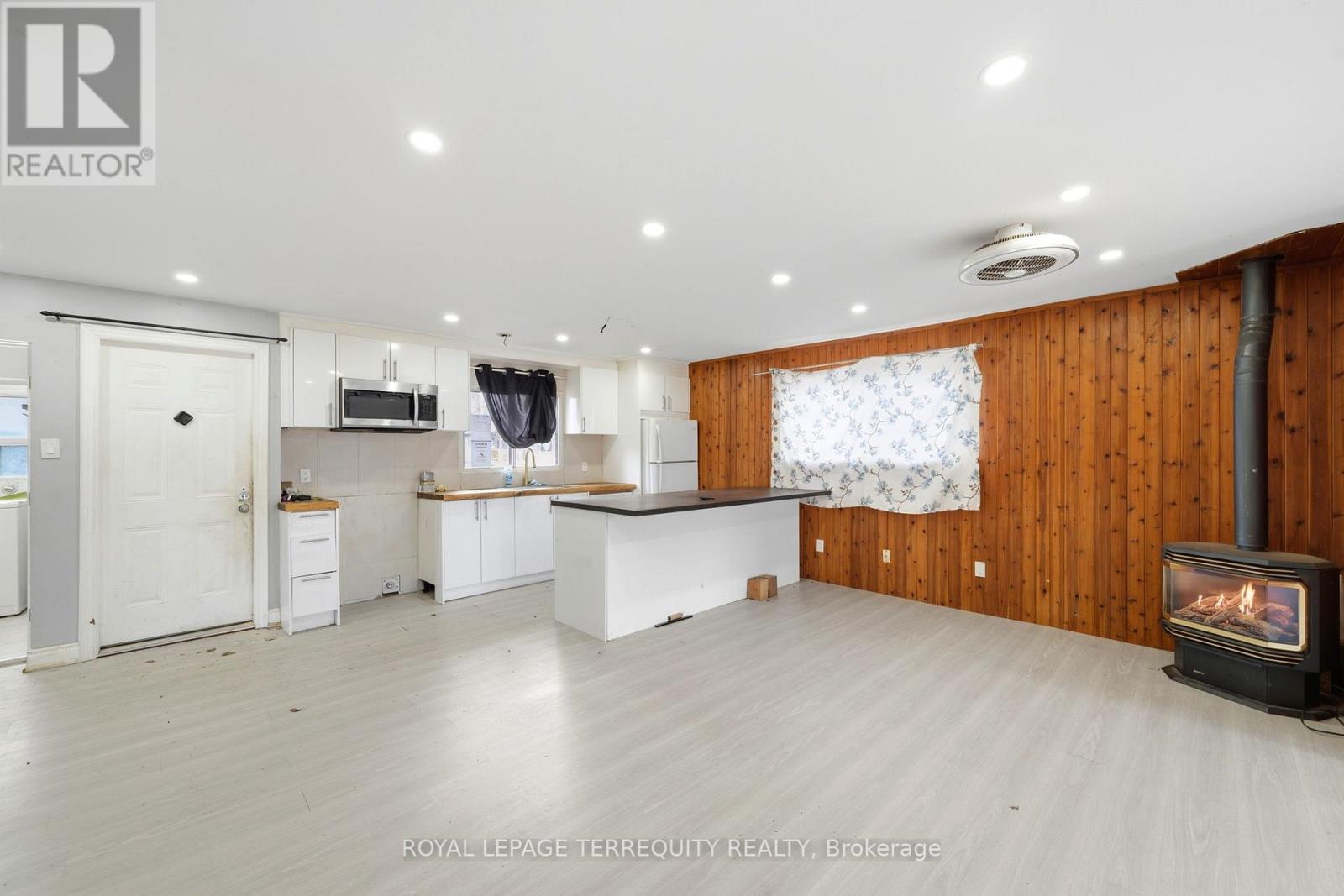 2038 ST JOHNS ROAD - 10