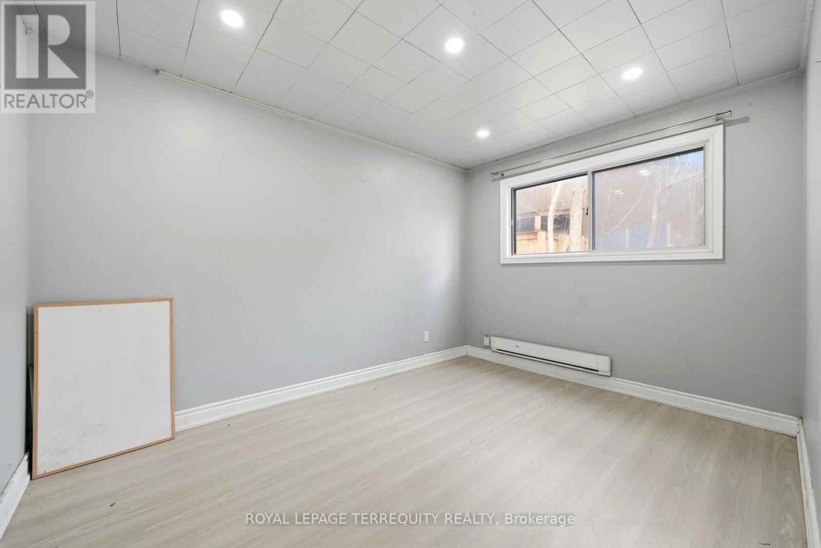 2038 ST JOHNS ROAD - 19