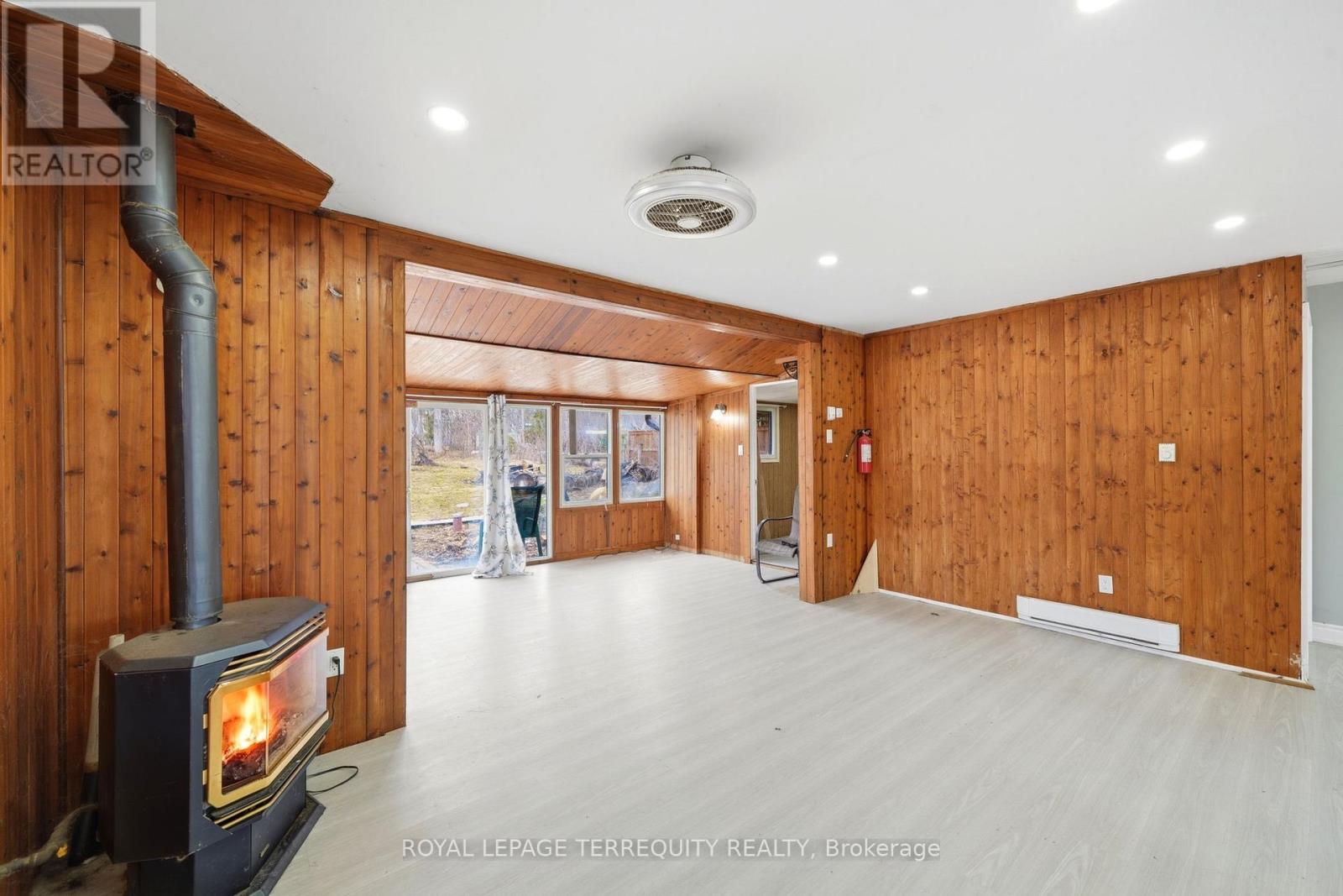 2038 ST JOHNS ROAD - 9