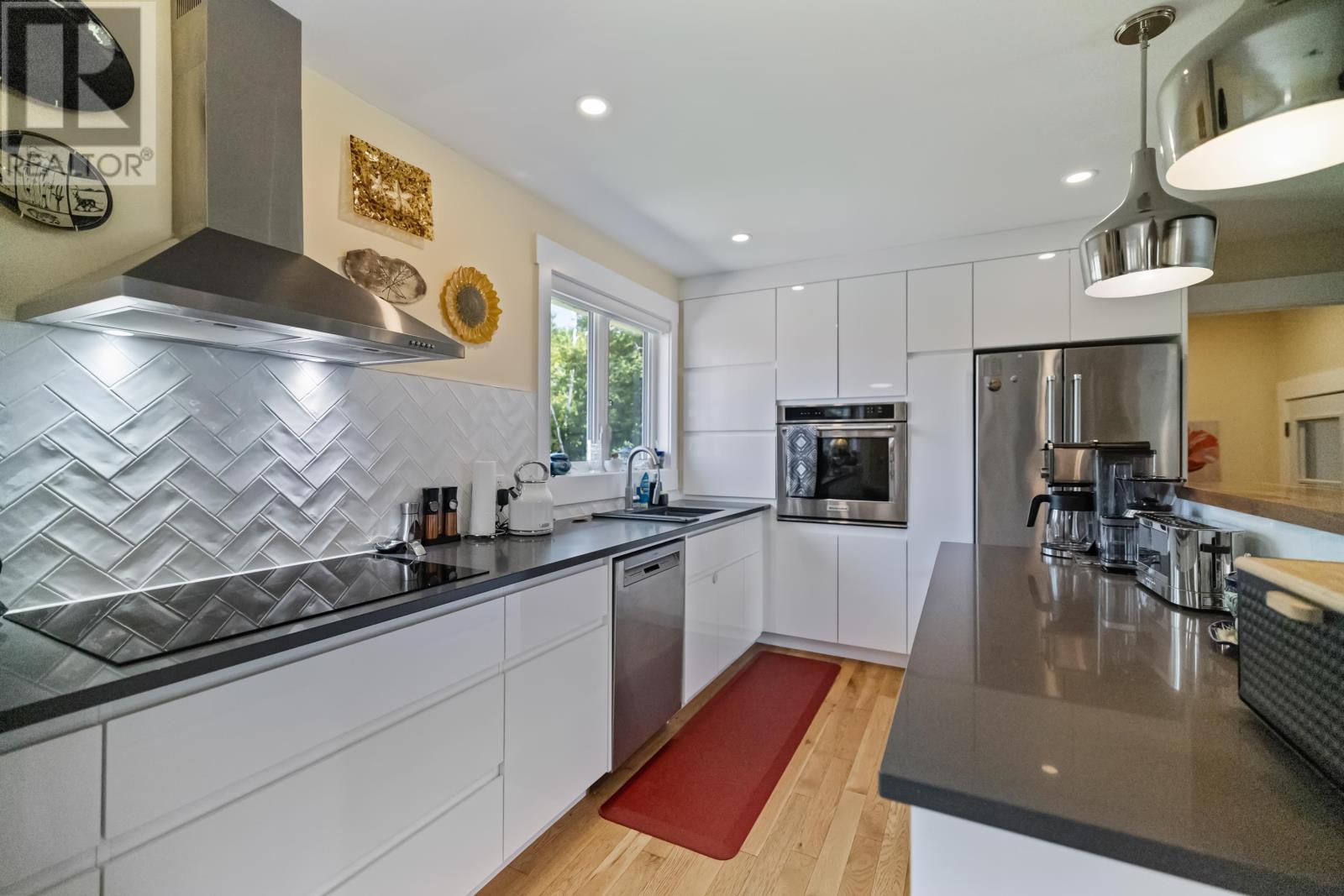 40 LANGLEY ROAD - 11