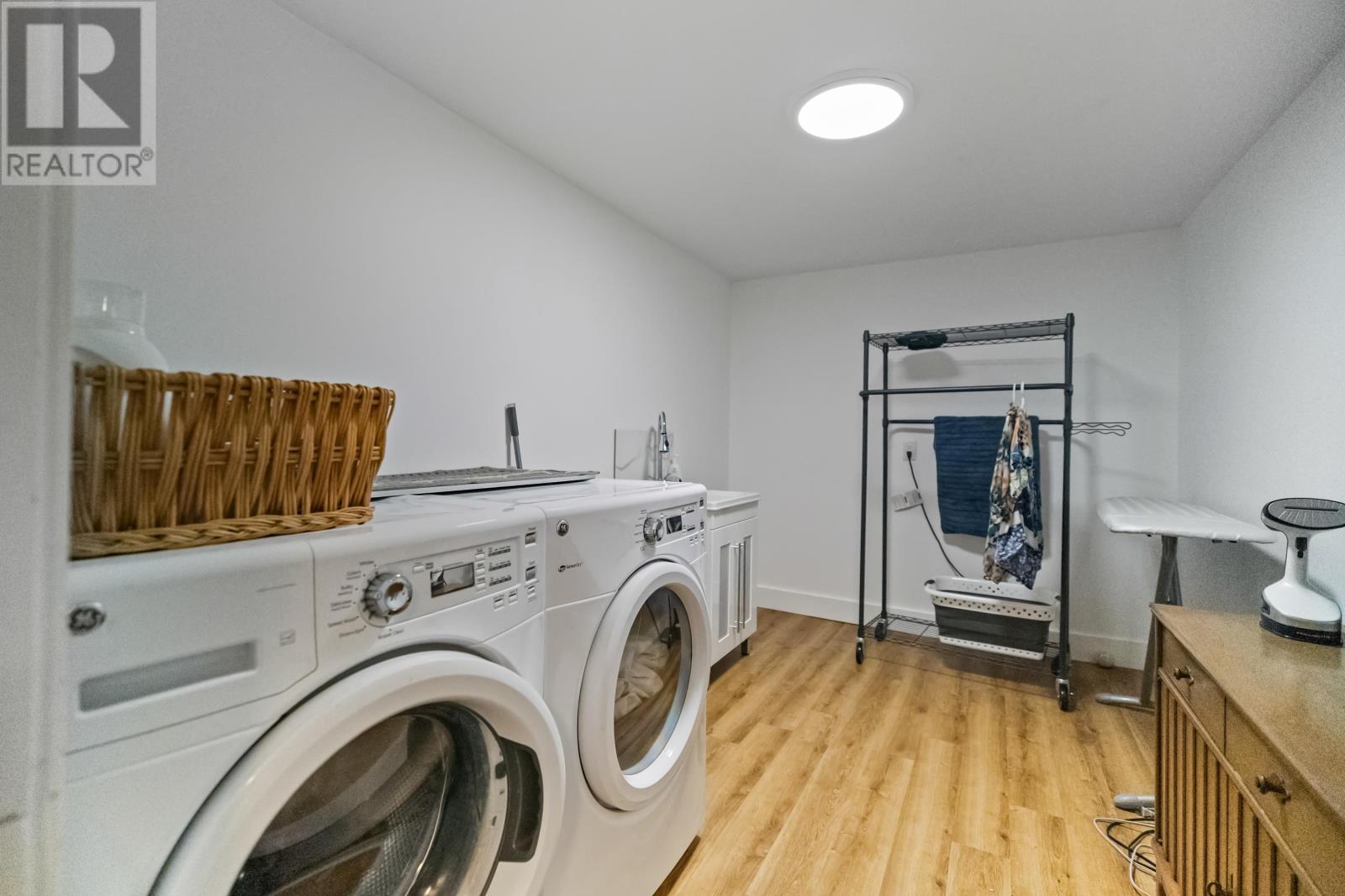 40 LANGLEY ROAD - 29