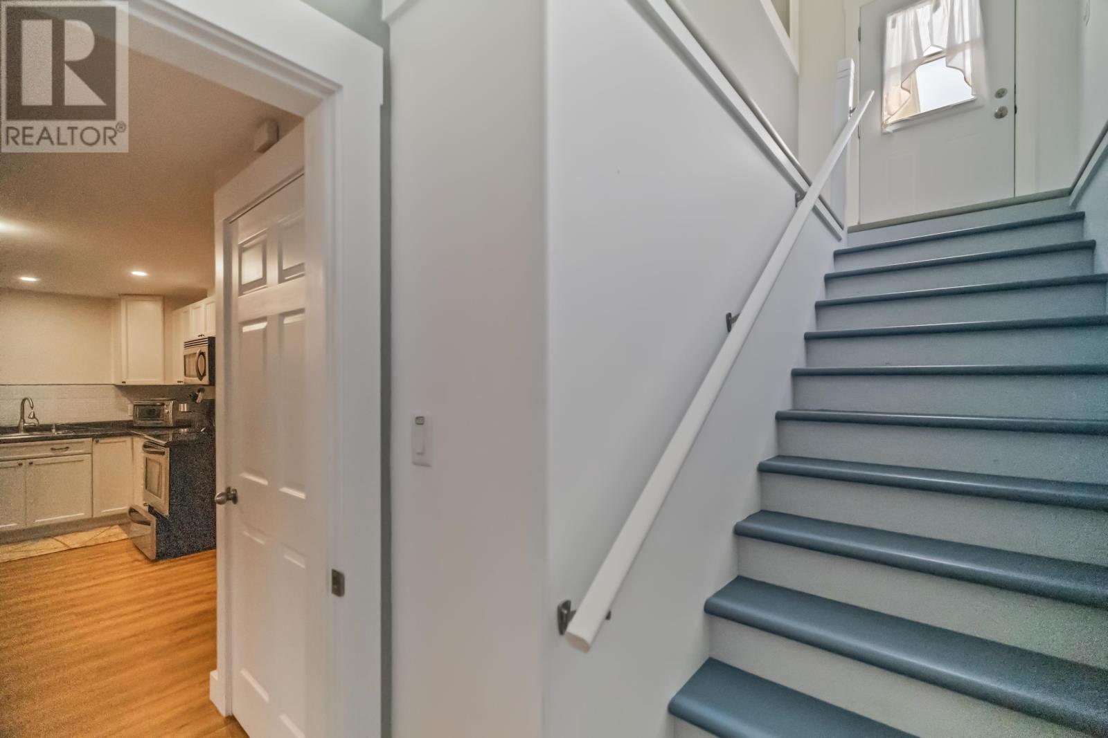 40 LANGLEY ROAD - 35