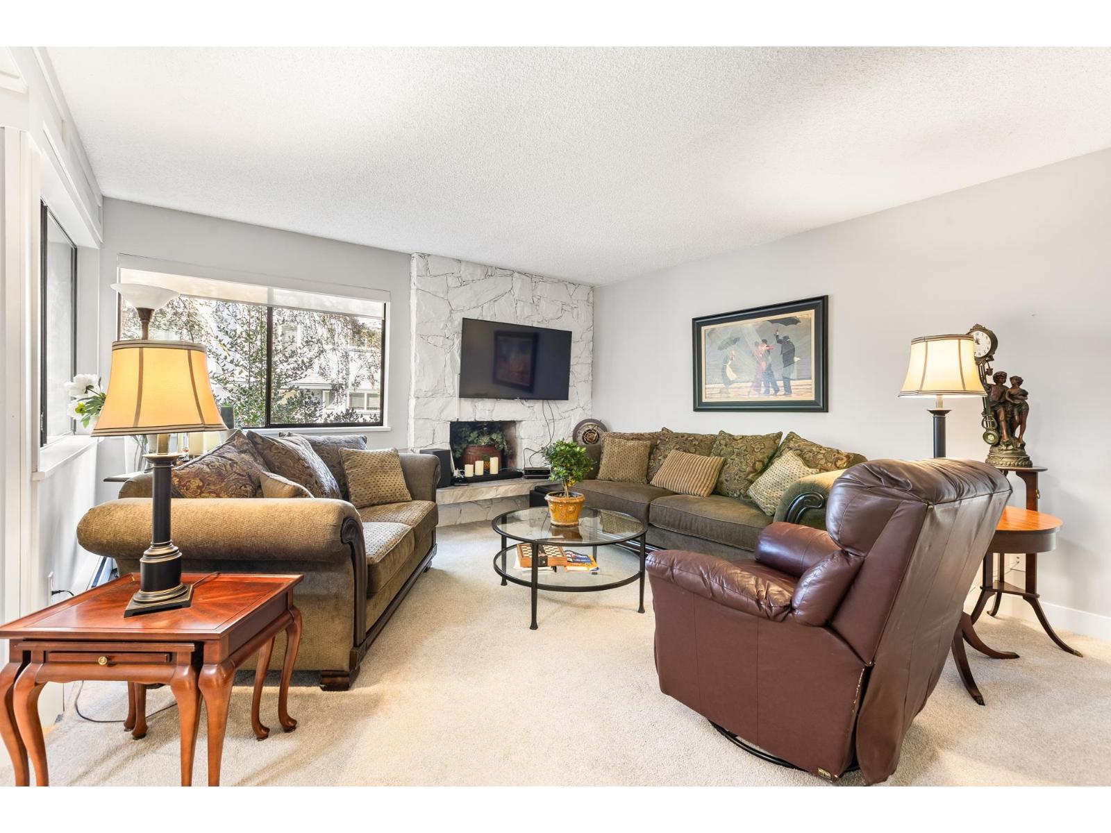 203 1379 MERKLIN STREET, White Rock