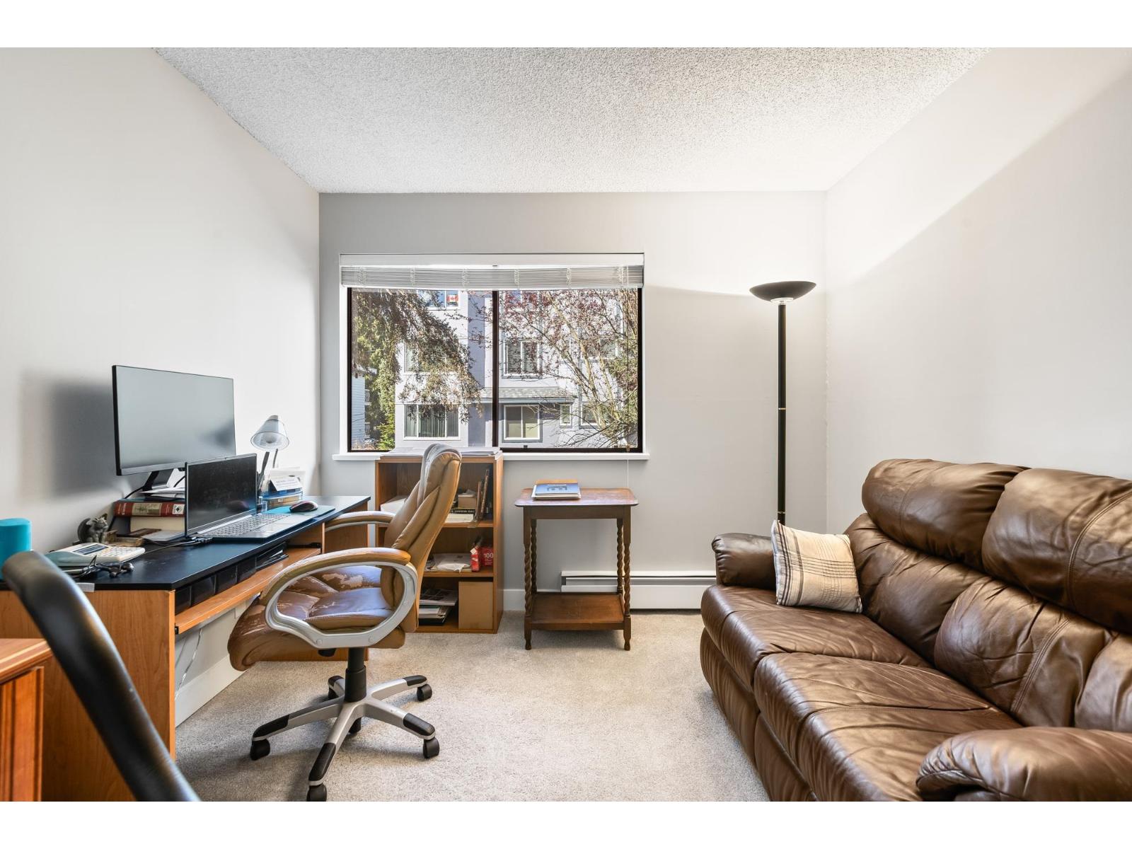 203 1379 MERKLIN STREET, White Rock