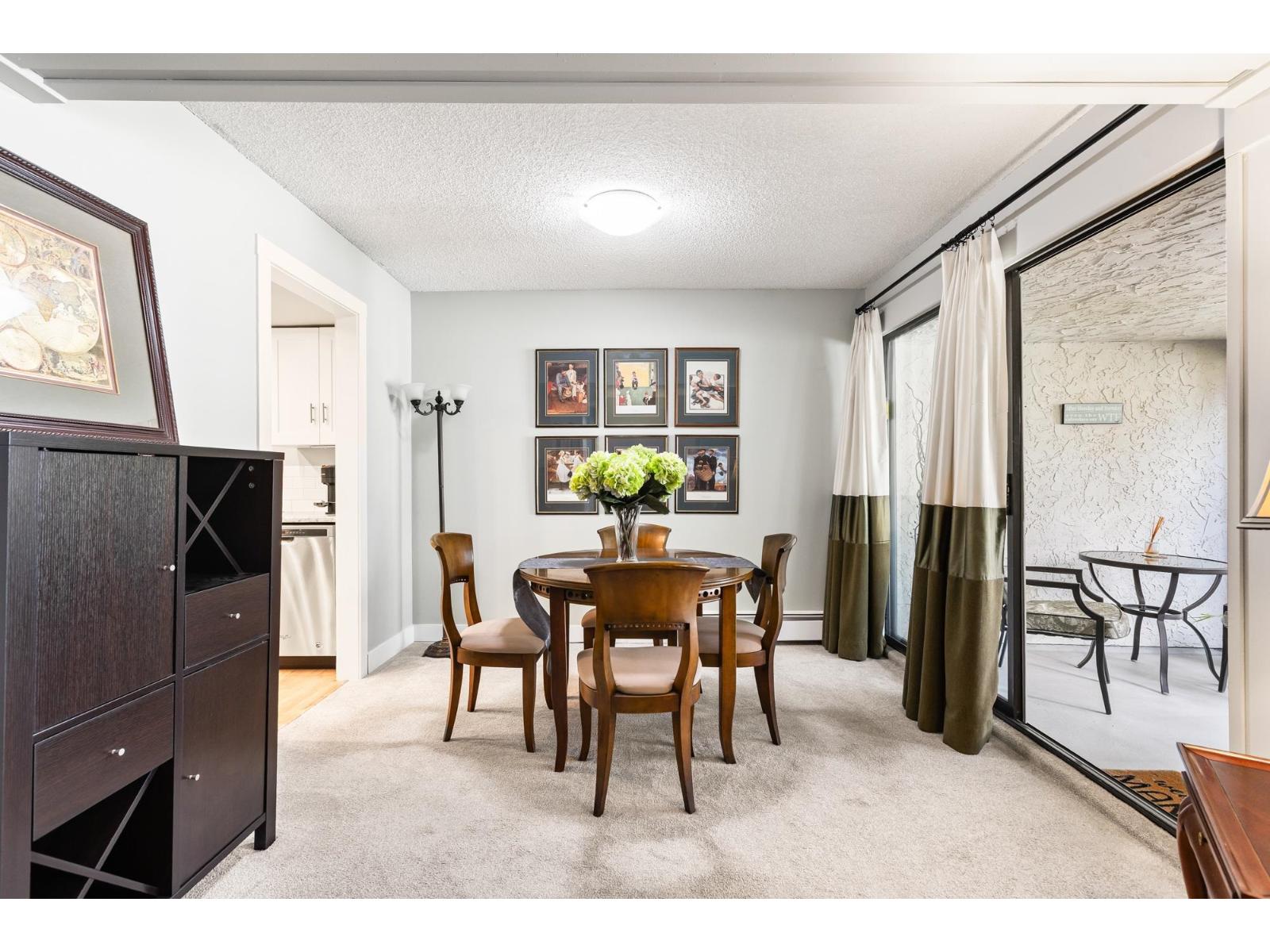 203 1379 MERKLIN STREET, White Rock