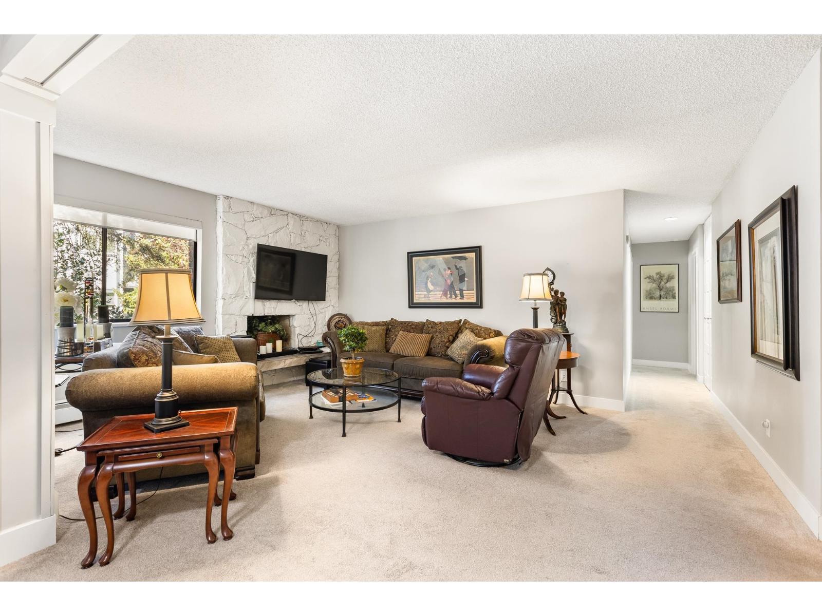 203 1379 MERKLIN STREET, White Rock