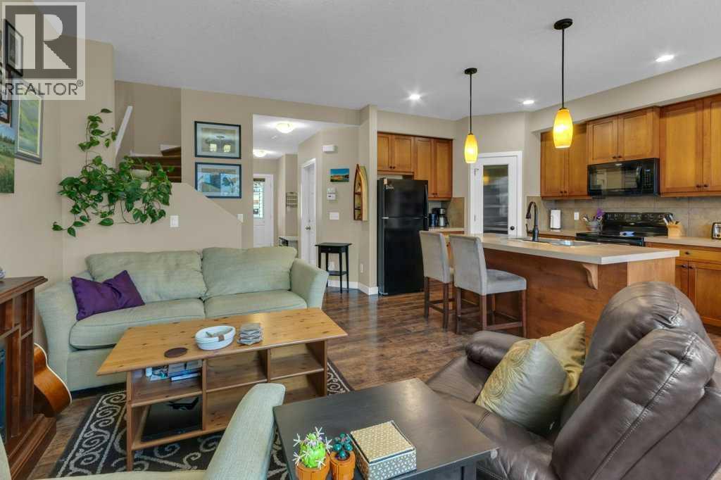 413 River Avenue, Cochrane