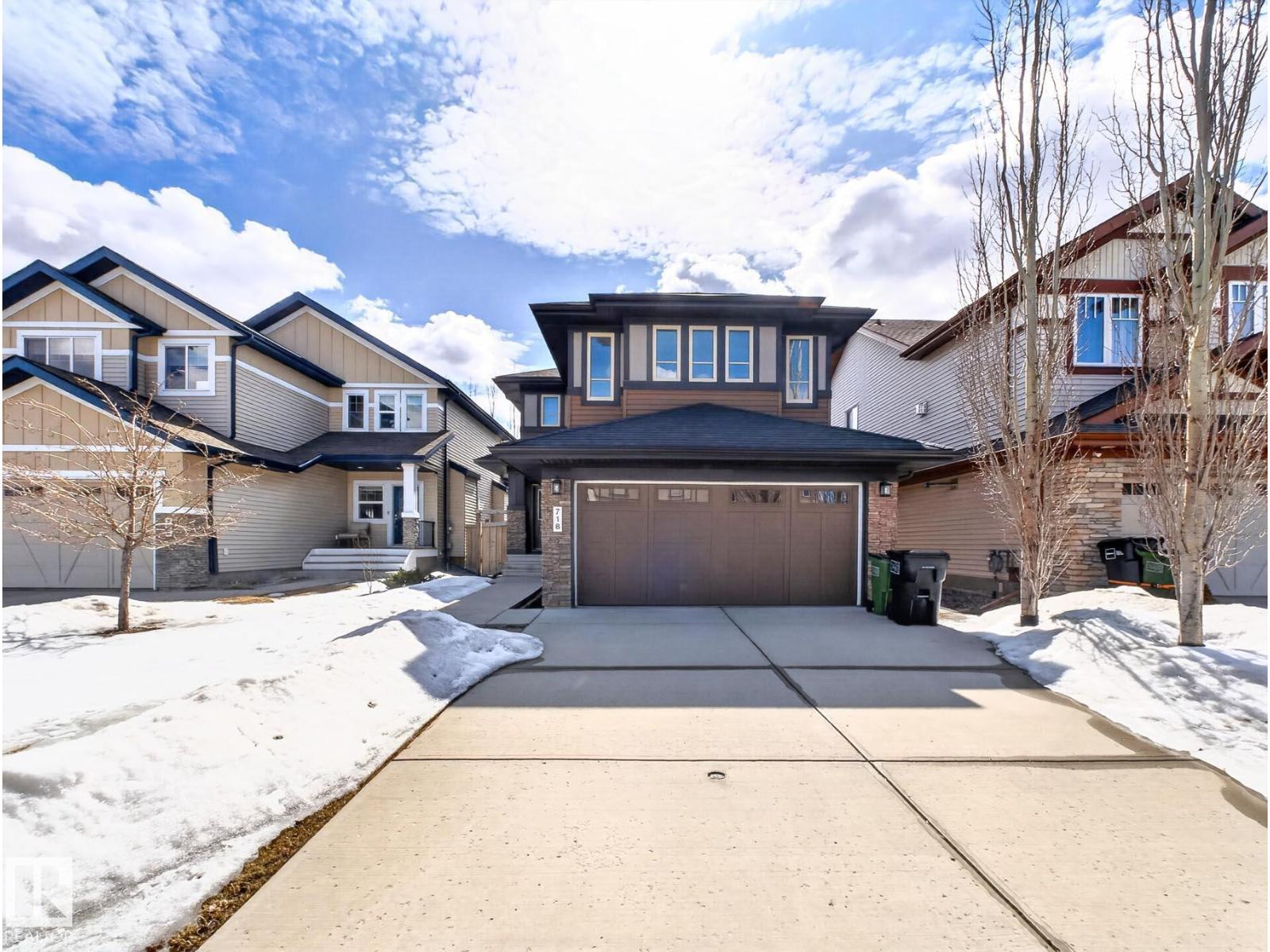 718 ADAMS WY SW - 1