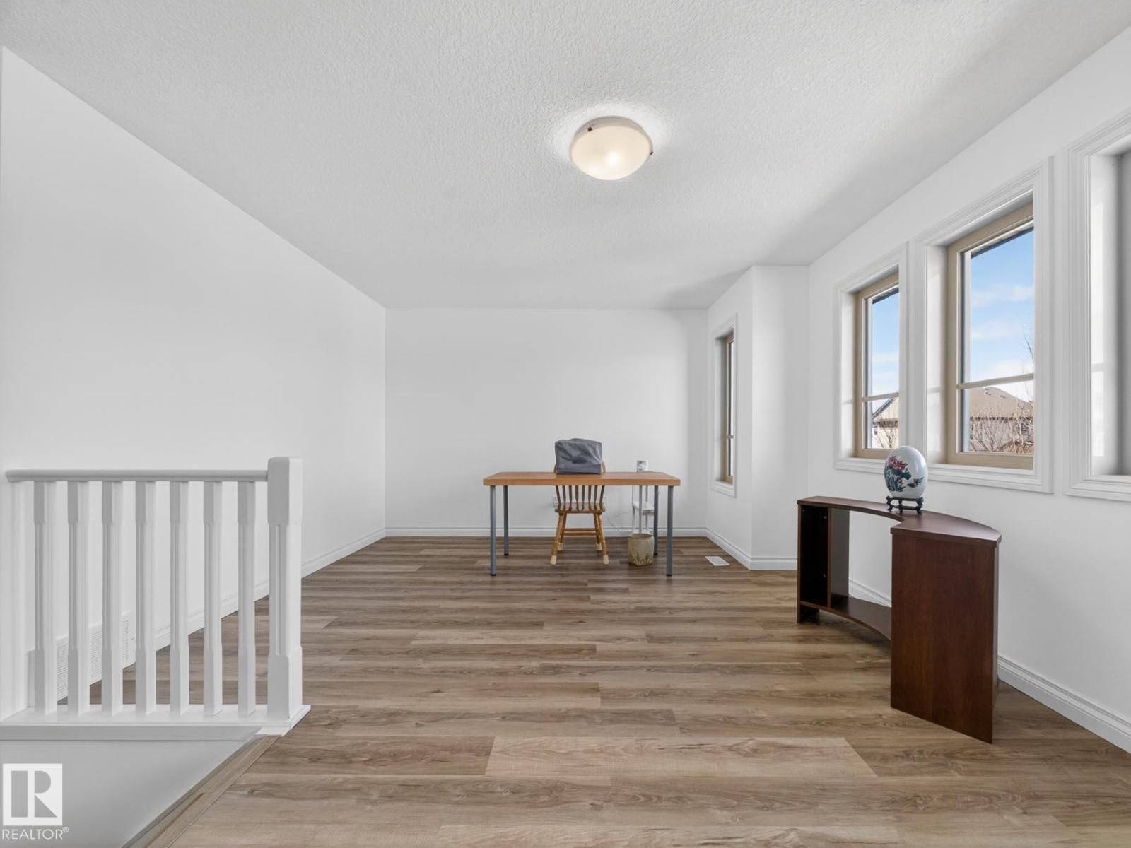 718 ADAMS WY SW - 24