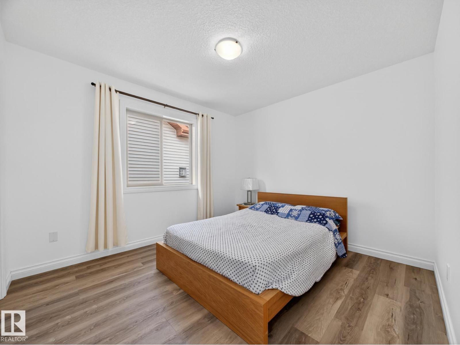 718 ADAMS WY SW - 30