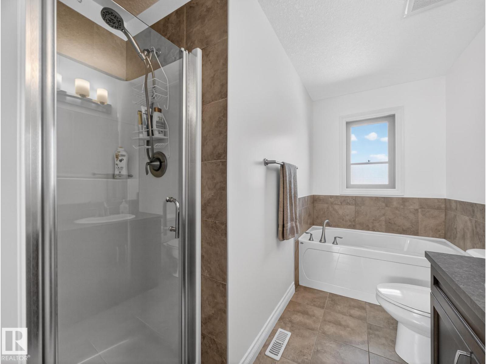718 ADAMS WY SW - 42