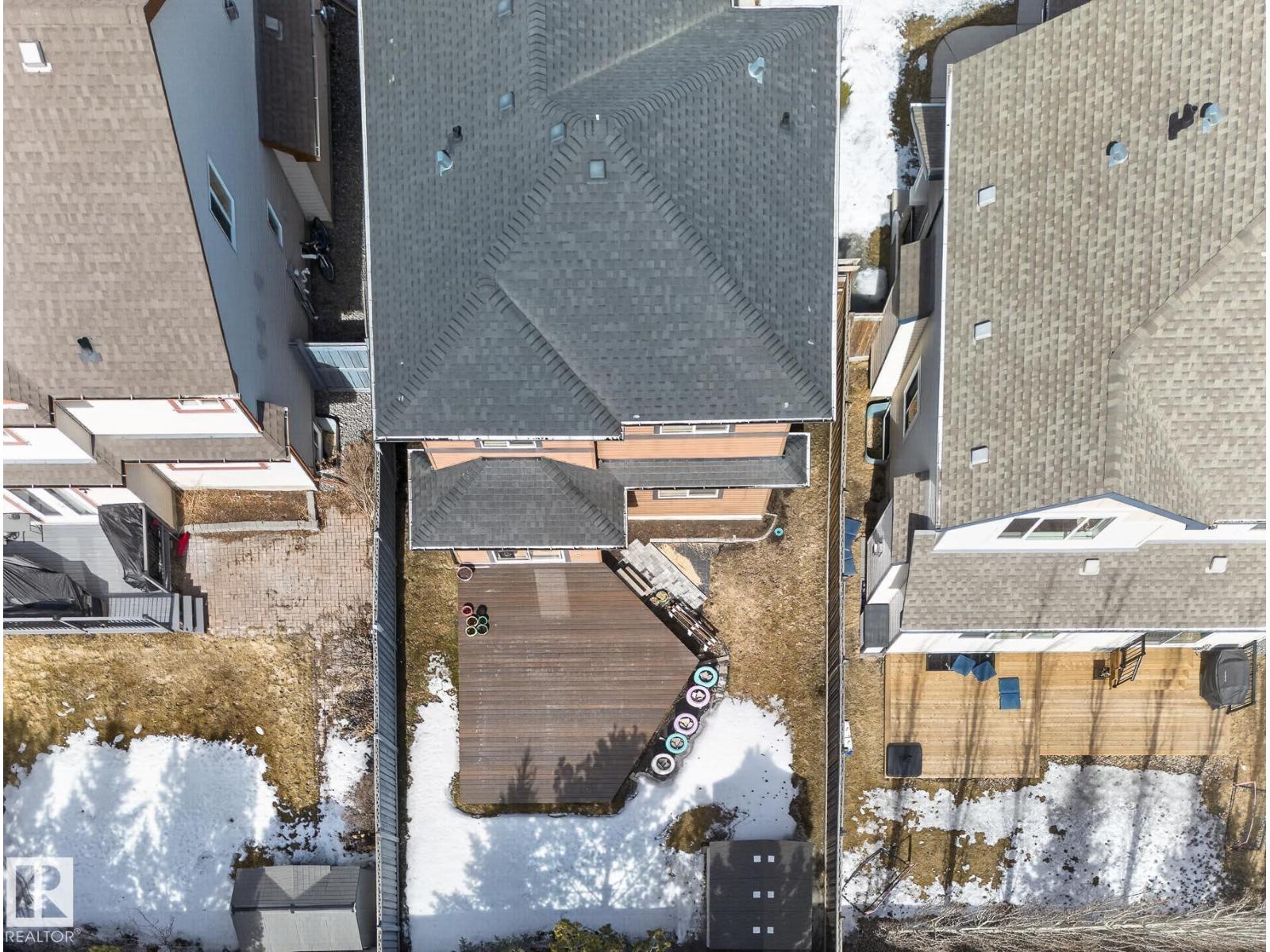 718 ADAMS WY SW - 52