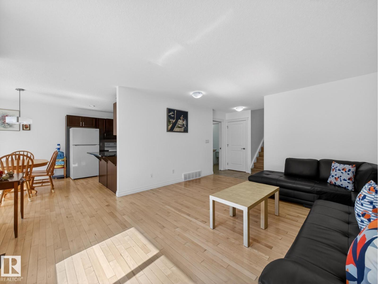 718 ADAMS WY SW - 8