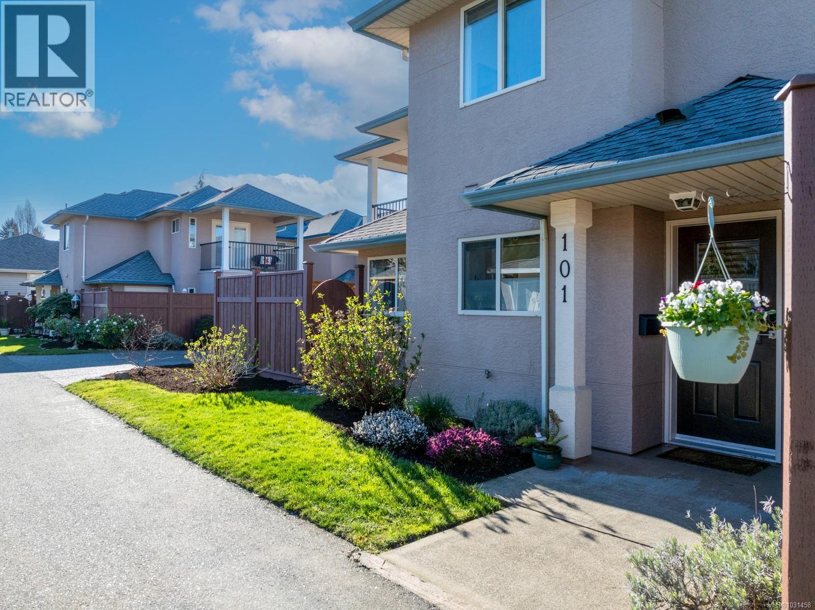 #101 720 ASPEN RD - Image 2