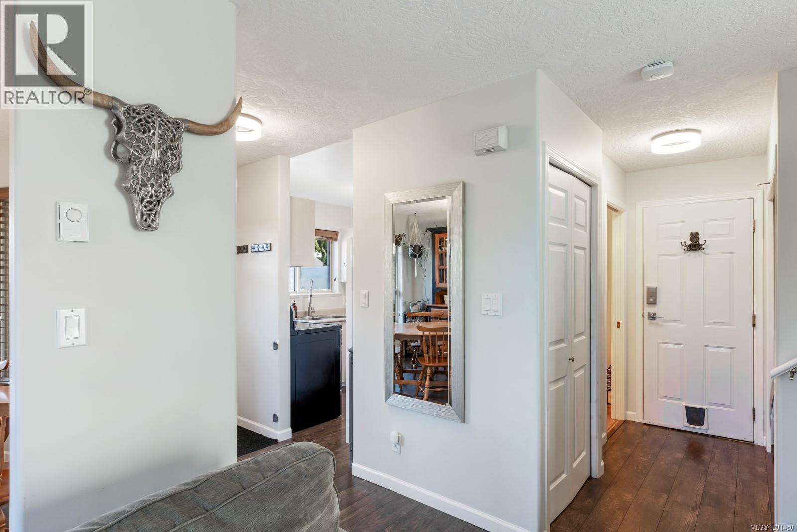 #101 720 ASPEN RD - 20