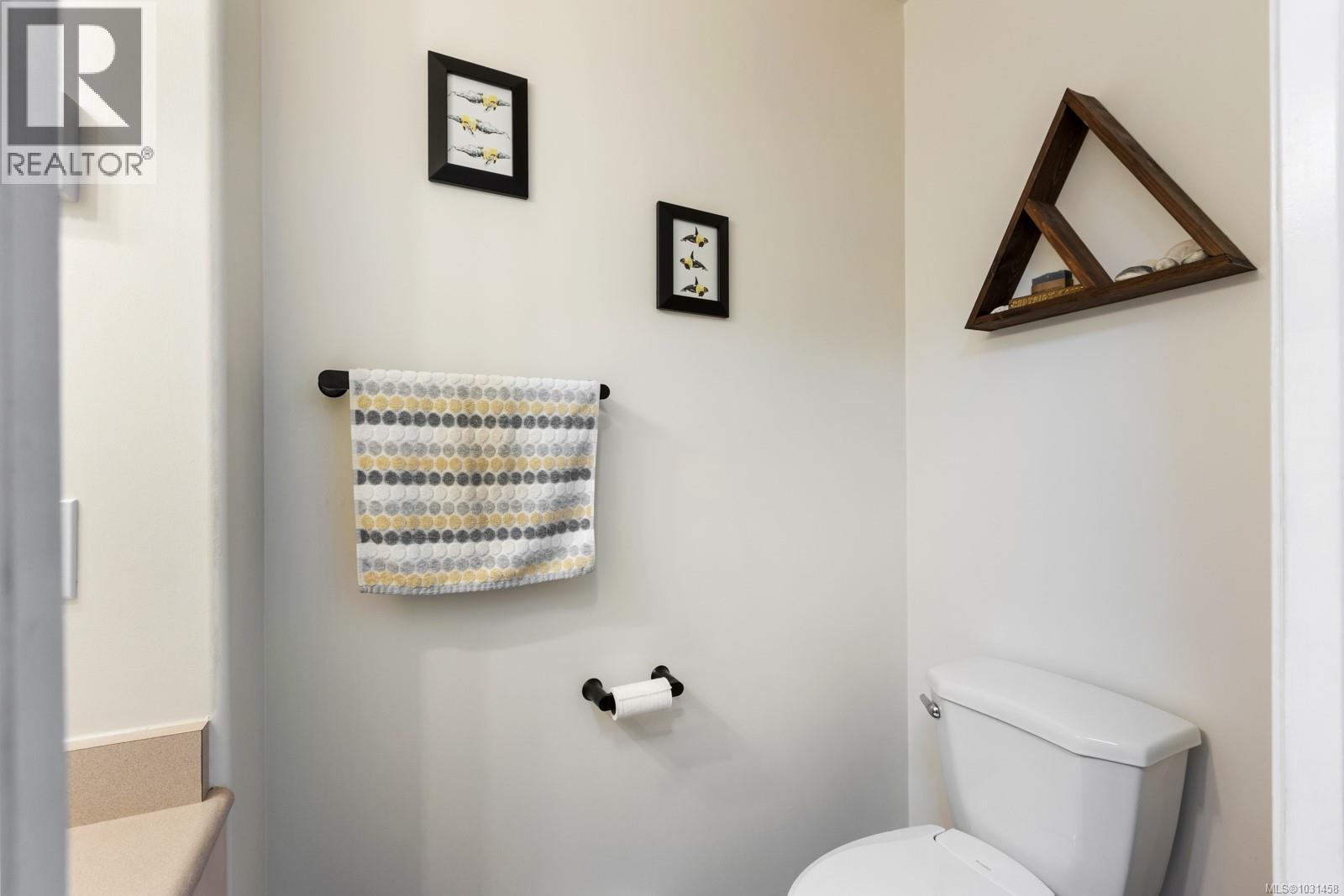 #101 720 ASPEN RD - 22