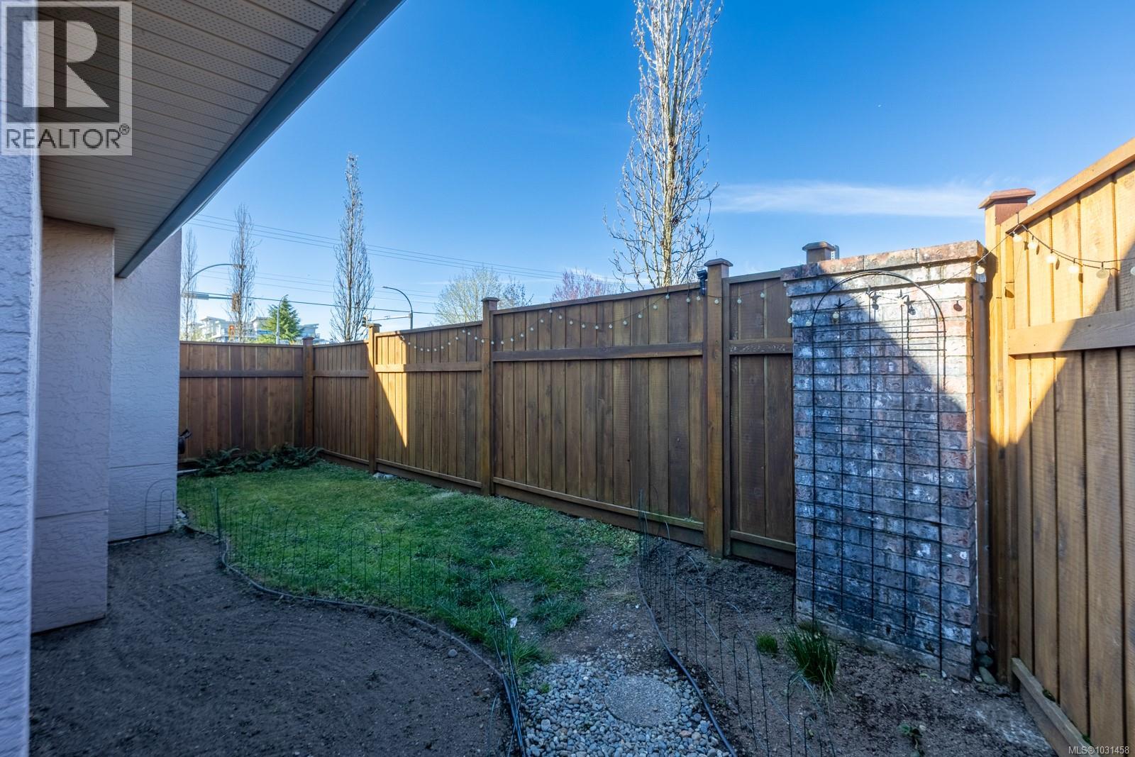 #101 720 ASPEN RD - 49