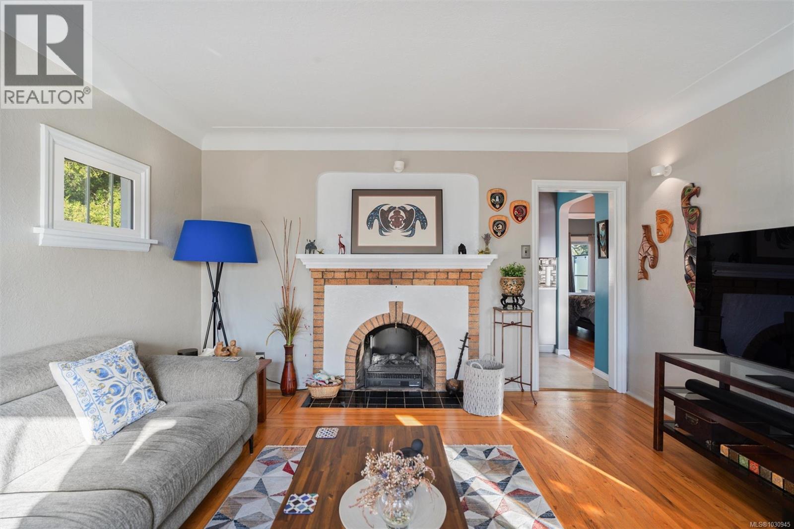 555 Lampson St, Esquimalt