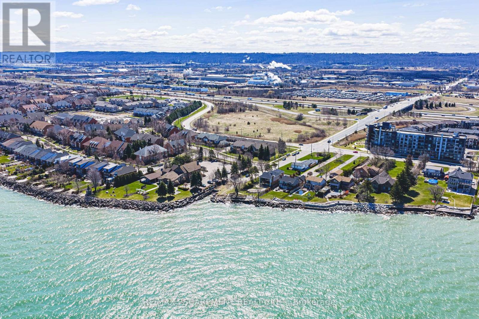 #14 2 HARBOUR DRIVE - 30