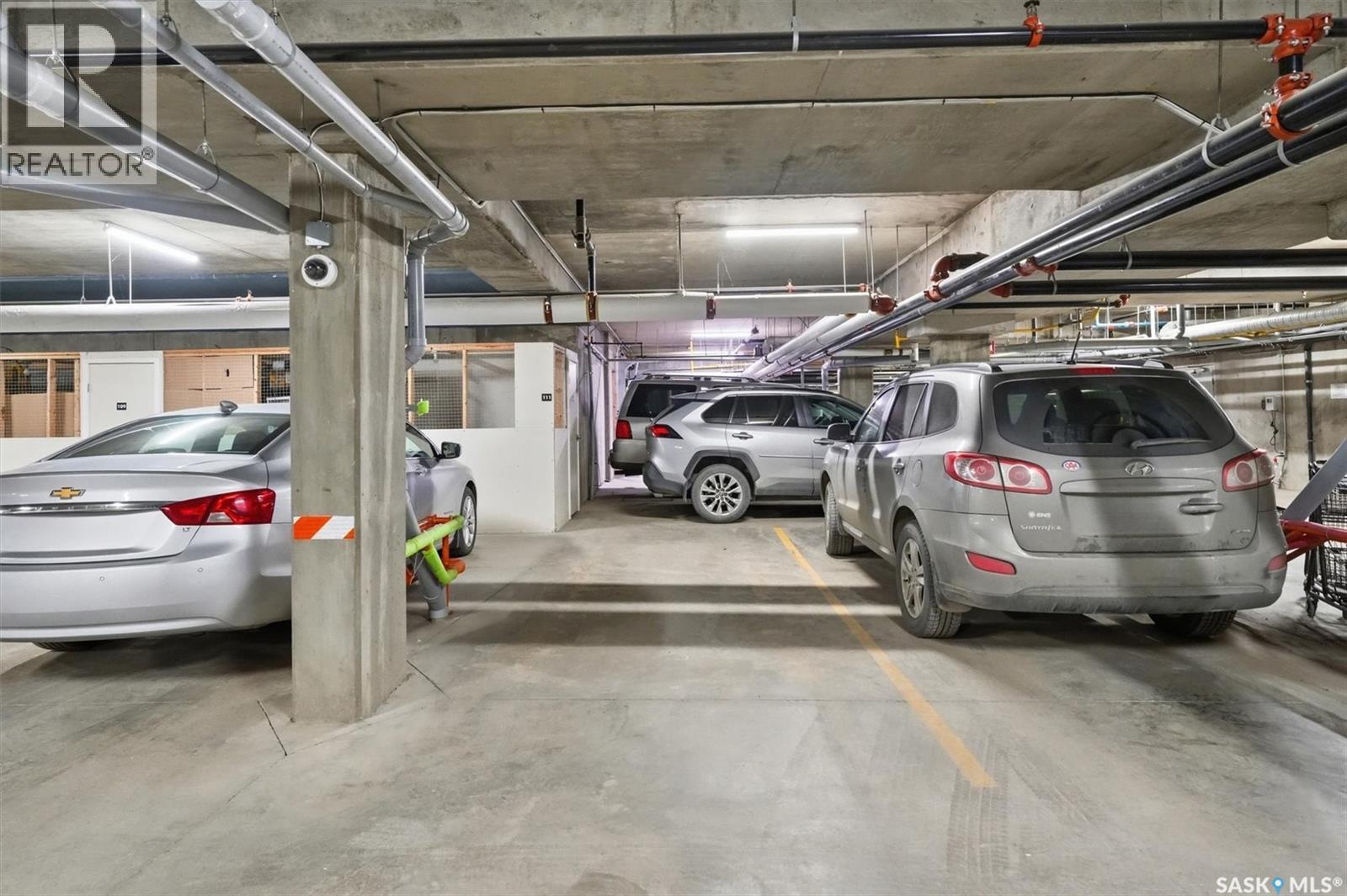 #108 322 SAGUENAY DRIVE - 36