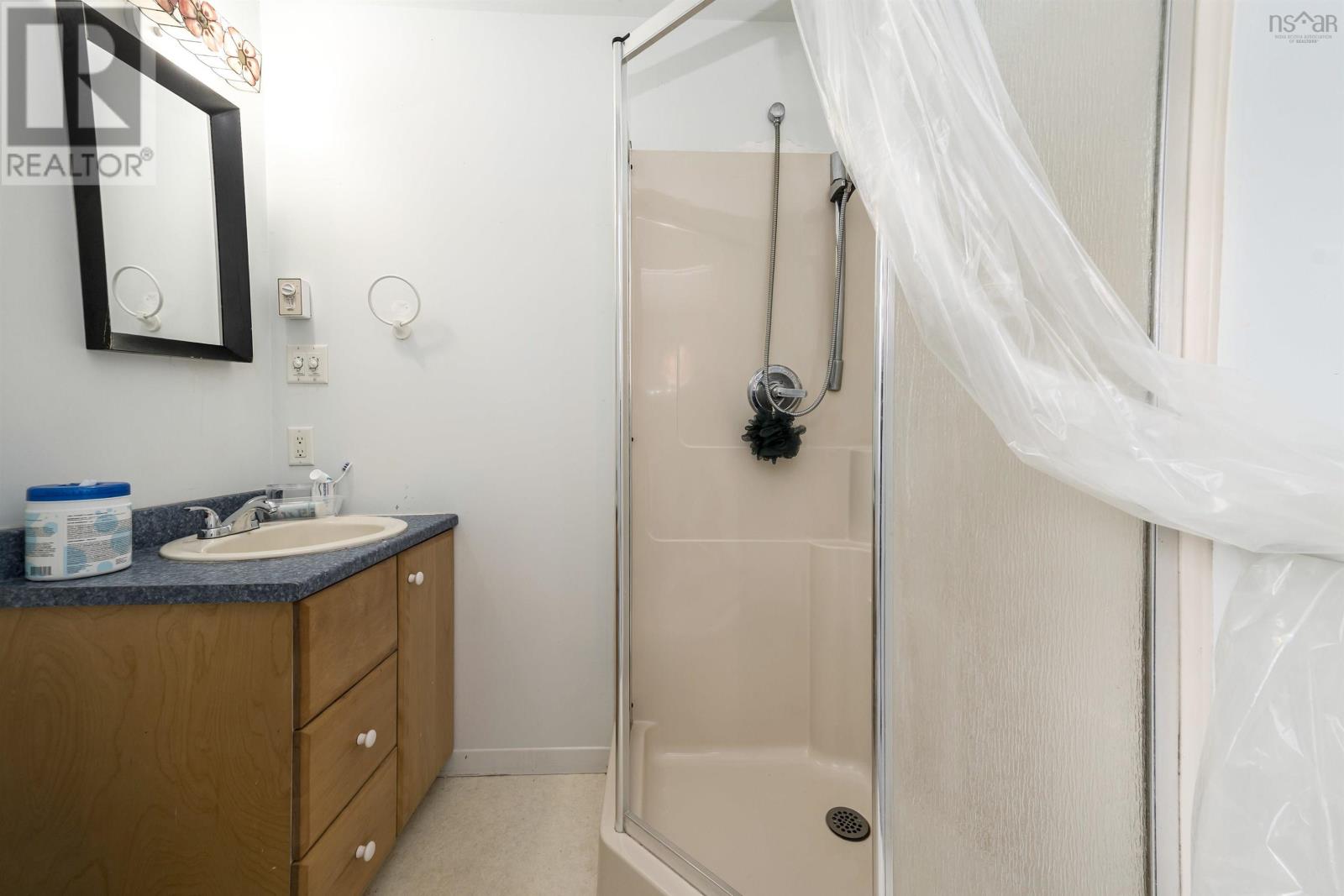 Property 34 of 46 of 70 Hurricane Lane