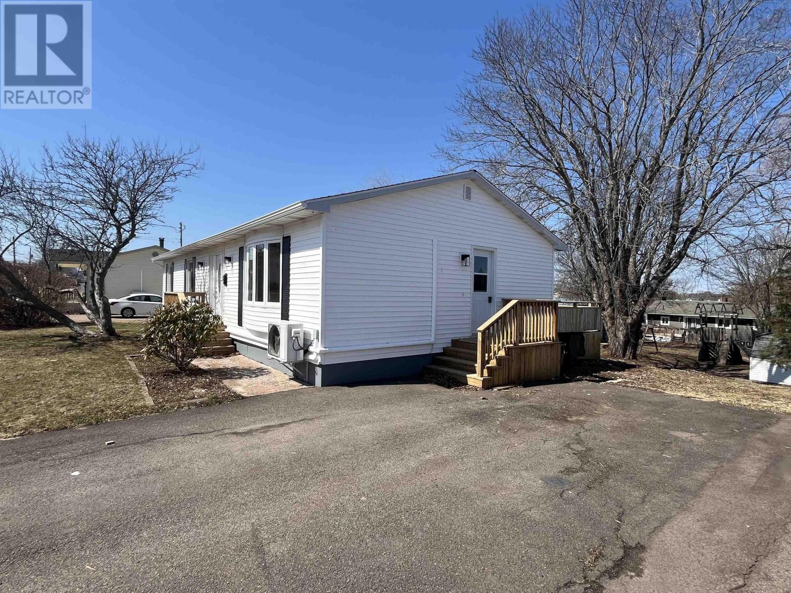 Property 2 of 36 of 39 Rogers Avenue