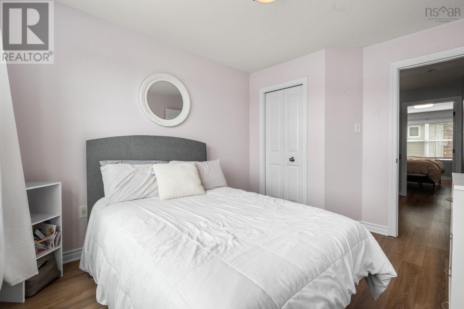 3 COLLINGWOOD COURT - 17