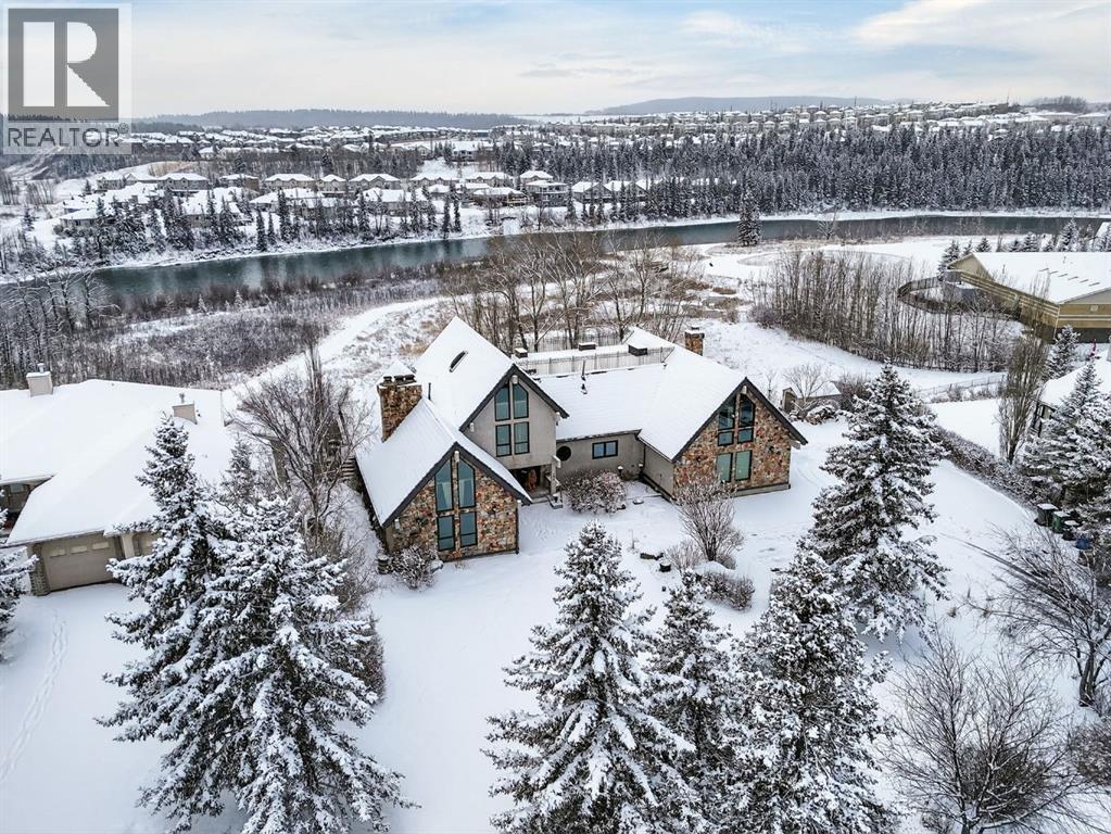 102 West Terrace Crescent, Cochrane