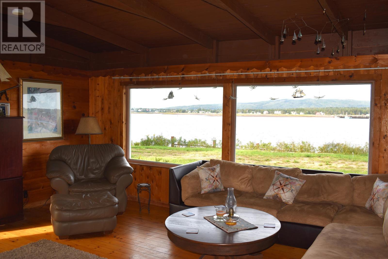 Property 8 of 27 of 208 Lighthouse Road