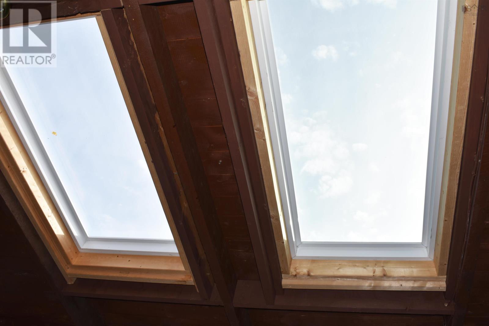 Property 10 of 27 of 208 Lighthouse Road